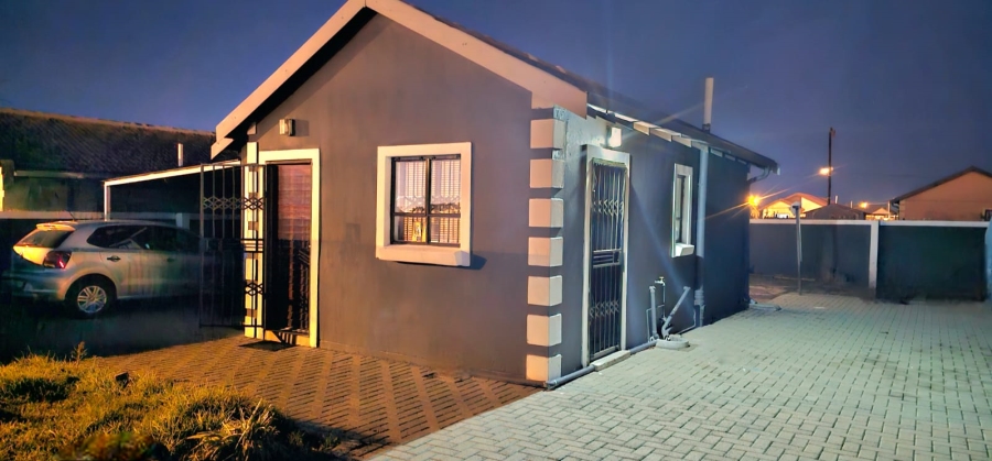 2 Bedroom Property for Sale in Mandela View Free State